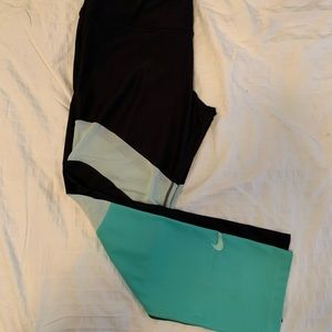 Nike leggings